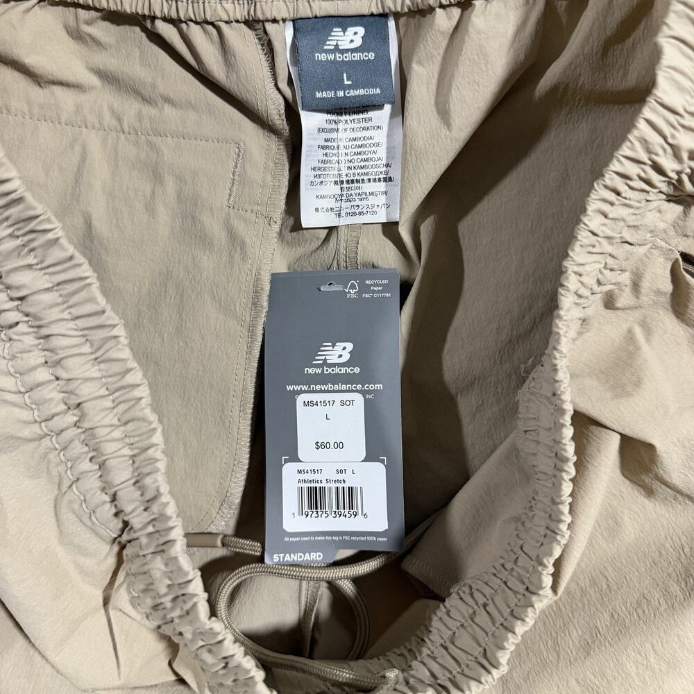 New Balance Shorts Size Large Mens Light Brown Woven 5" Athletic, Authentic - Picture 3 of 6